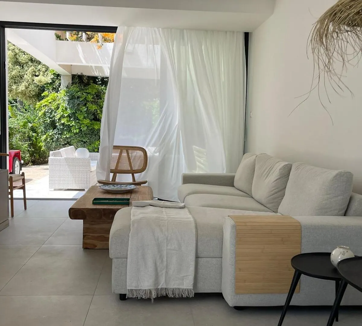 Tiffany Mare Villa Ayía Nápa